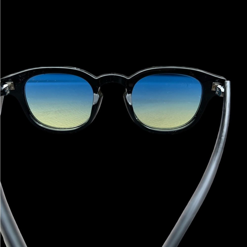 Sunglasses - Picture 5 of 14